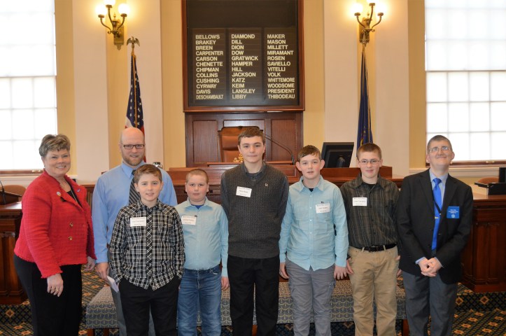 Maker with DDA Students.JPG